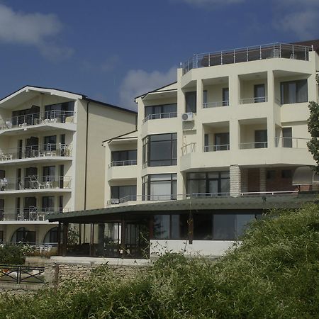 Family Hotel Venera Каварна Экстерьер фото